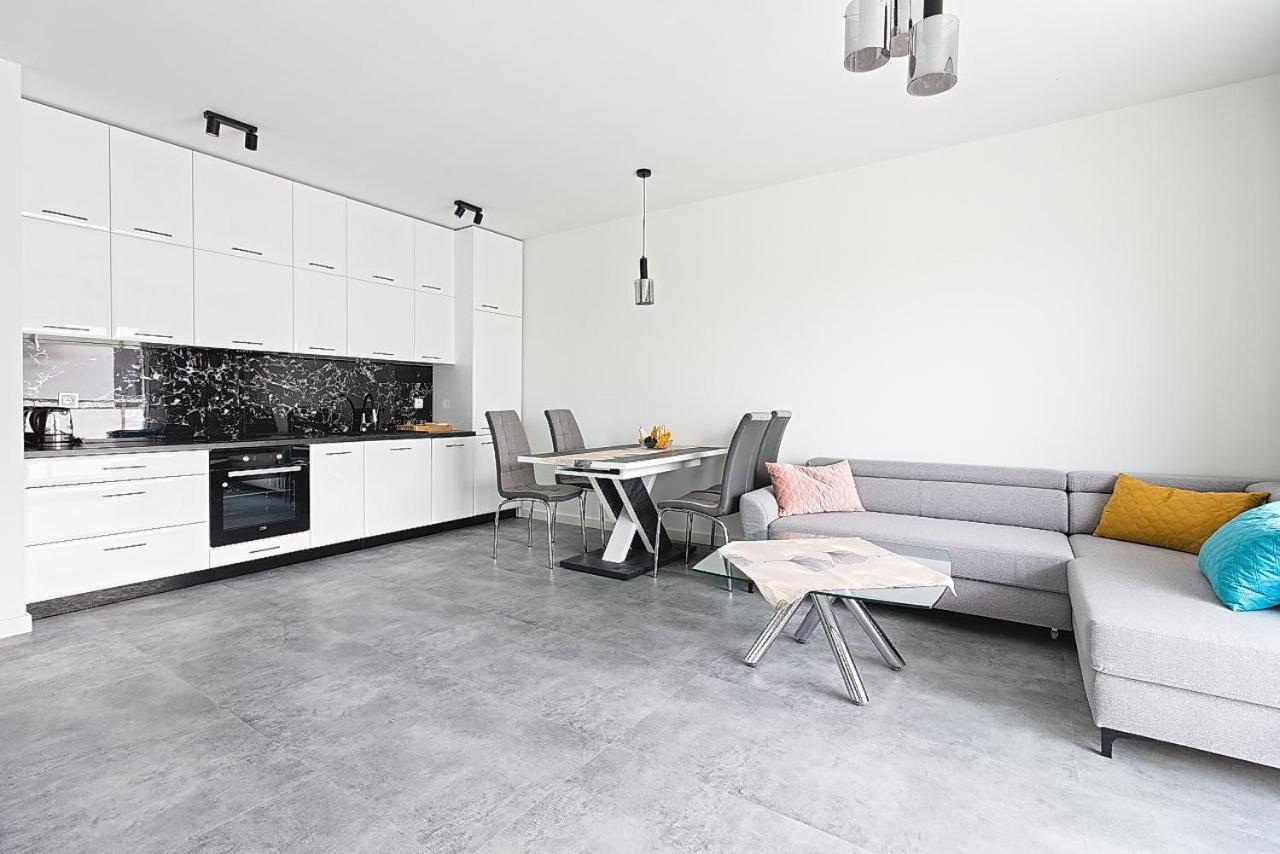 Varsovia Residence Apartament 19 Parking 엘블라그 외부 사진